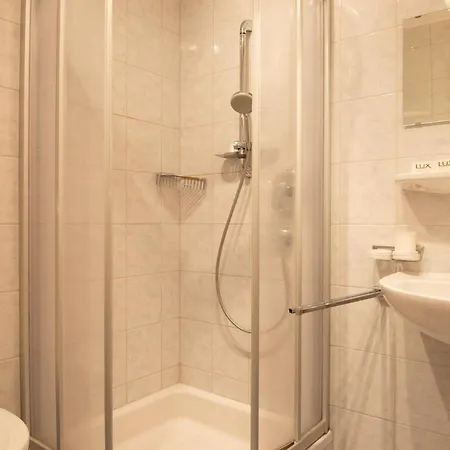 Casa vacanze In Tyrol Near Lift Fügen